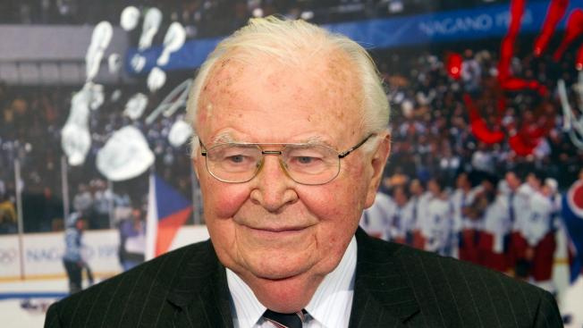 Ve věku 86 let zemřel bývalý hokejový reprezentant Karel Gut