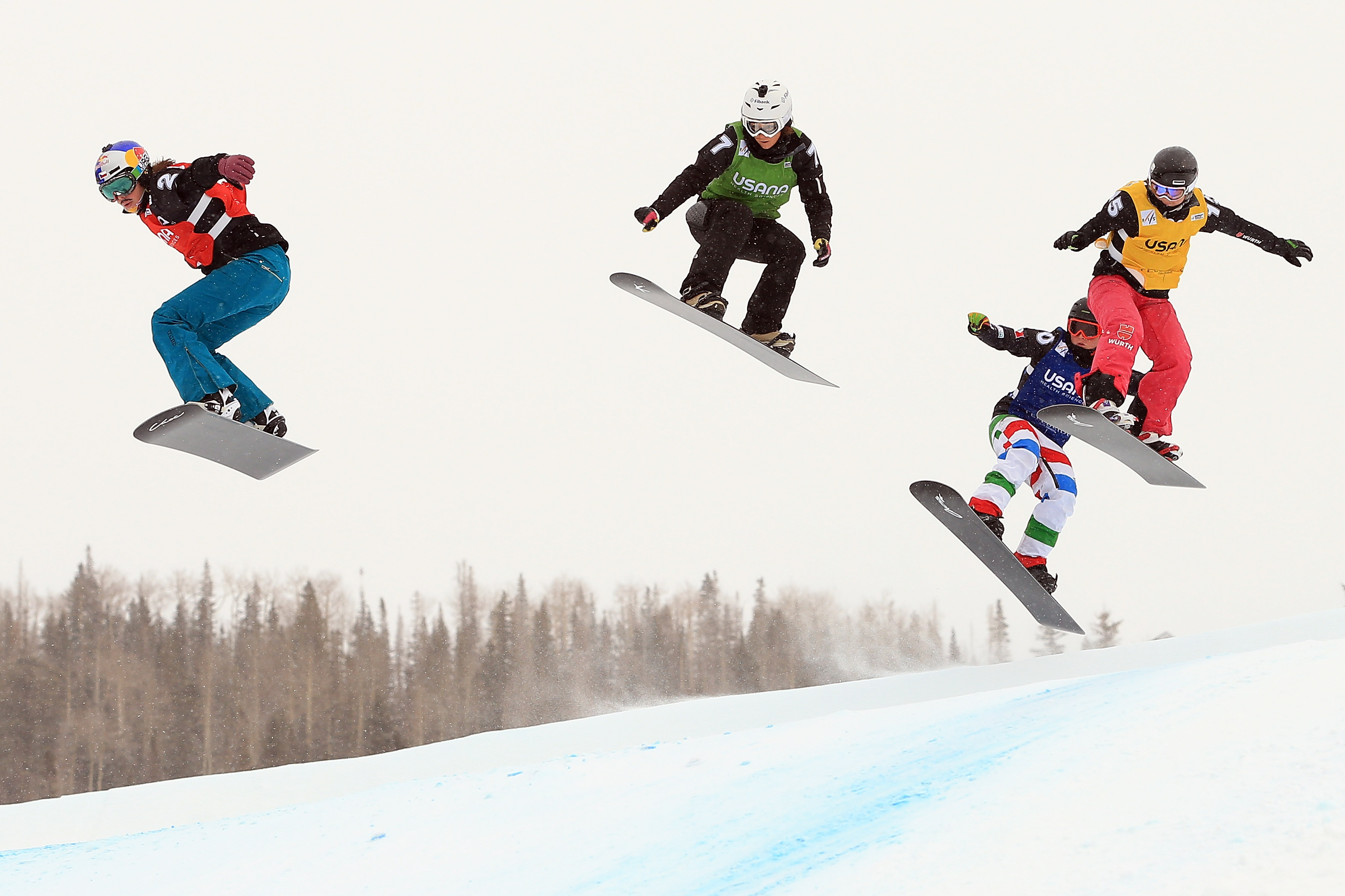 Samková vyhrála poslední snowboardcross SP před Soči