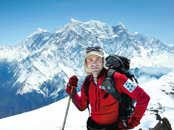 Jaroše přibrzdila další operace prstu v přípravě na K2