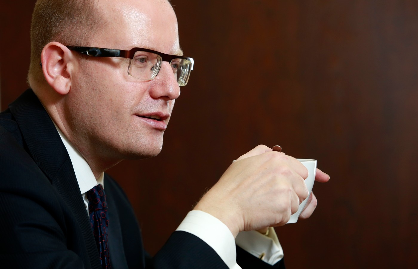 Sobotka uvedl do funkce zbylou trojici ministrů