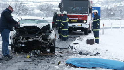 V lednu na silnicích 40 mrtvých