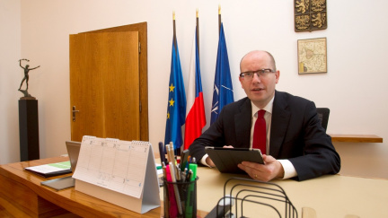 Sobotka žádá Válkovou o vysvětlení odvolání šéfa Vězeňské služby