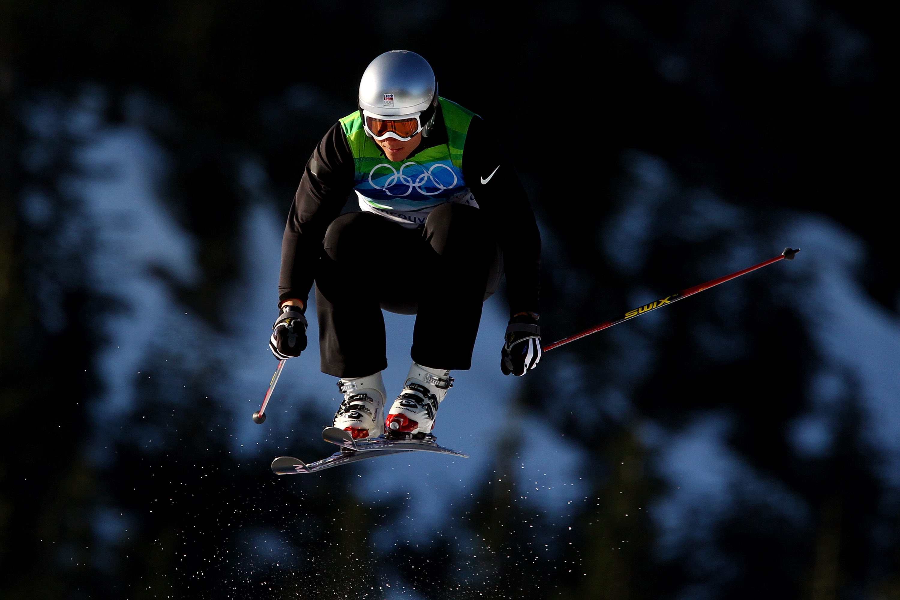 Olympijský skikros ovládli Francouzi, Kraus spadl a skončil osmnáctý