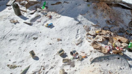 Chystáte se na Mount Everest? Připravte si úklidové rukavice