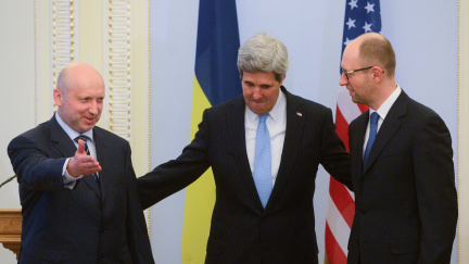 Aktualizováno: Kerry je v Kyjevě, Ukrajincům chce dát miliardu dolarů