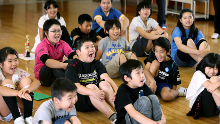 Tři roky po havárii jsou děti z Fukušimy ustrašené a zesláblé