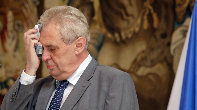 Přečtete si, jak se Zeman rozpovídal o církevních restitucích