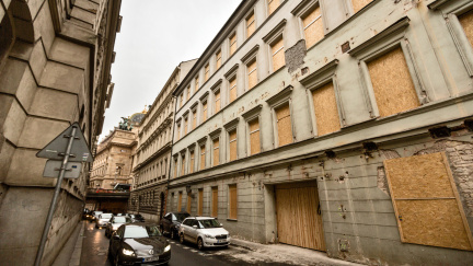 Univerzita Karlova: Měli jsme zájem o dům v Divadelní ulici, obešli nás