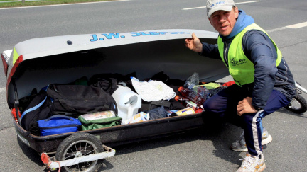 Polák běží do Vatikánu, modlí se u toho za mír ve světě