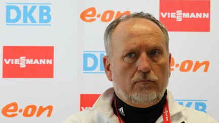 V nedožitých 57 letech dnes náhle zemřel šéf českého biatlonu Václav Fiřtík
