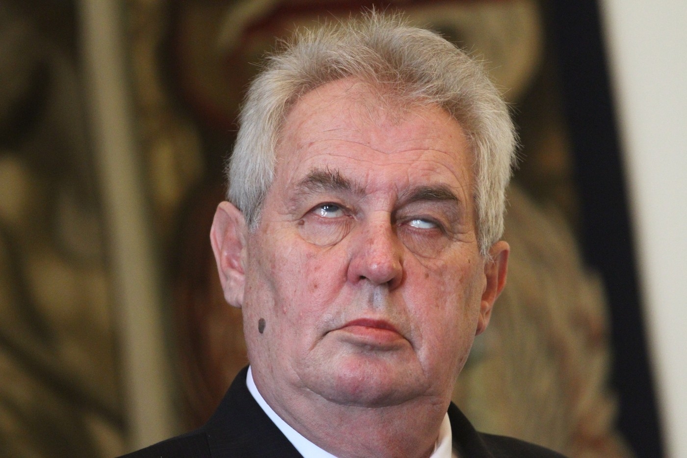 Czech Invest je impotentní instituce, zlobí se Zeman. Musí padat hlavy