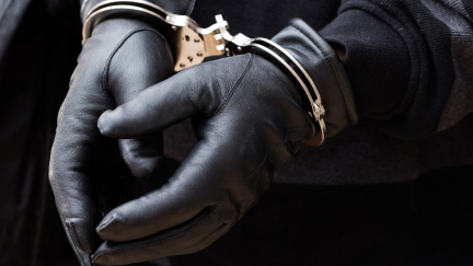 Důchodce posedlý nakupováním podváděl prodejce. Hrozí mu až osm let