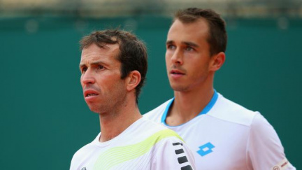 Štěpánka vyřadil v Monte Carlu Federer, Rosol jde dál