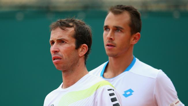 Štěpánka vyřadil v Monte Carlu Federer, Rosol jde dál