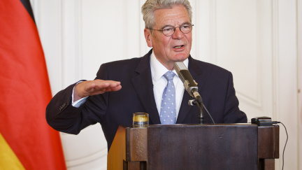 Německý prezident Gauck pronese přednášku na Univerzitě Karlově