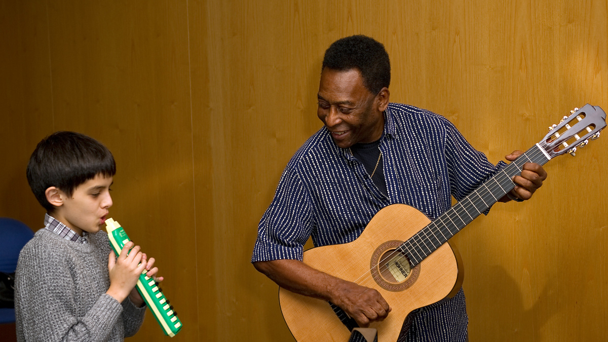 Pelé se chce stát členem popové skupiny One Direction