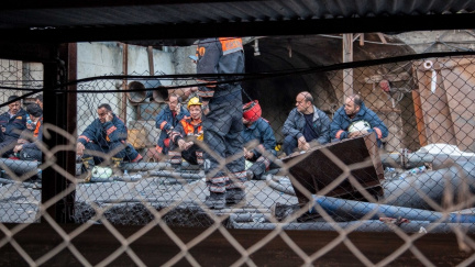 Aktualizováno: Turecké důlní neštěstí má už 282 obětí. Na sto horníků je dosud pod zemí
