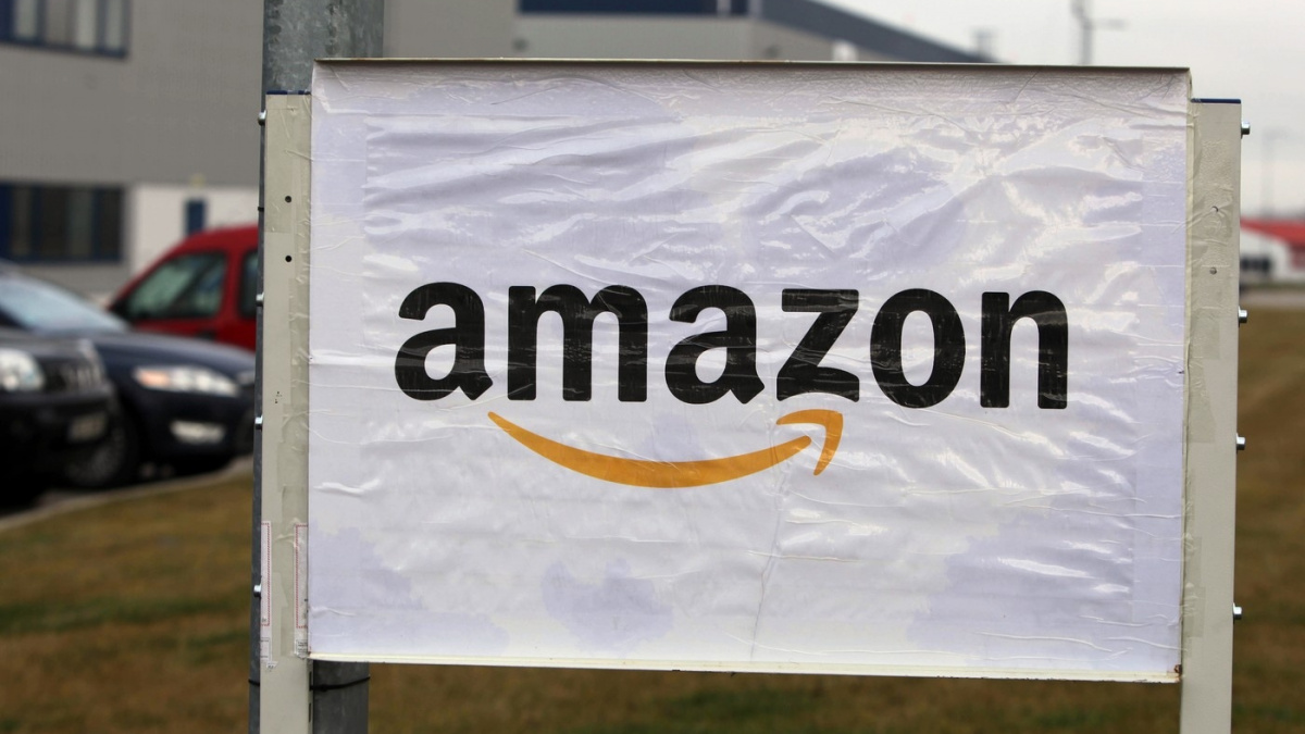 V Dobrovízi stvrdili smlouvu s developerem, který postaví halu Amazonu