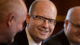 Očištěný Babiš: Vláda se raduje, opozice je skeptická