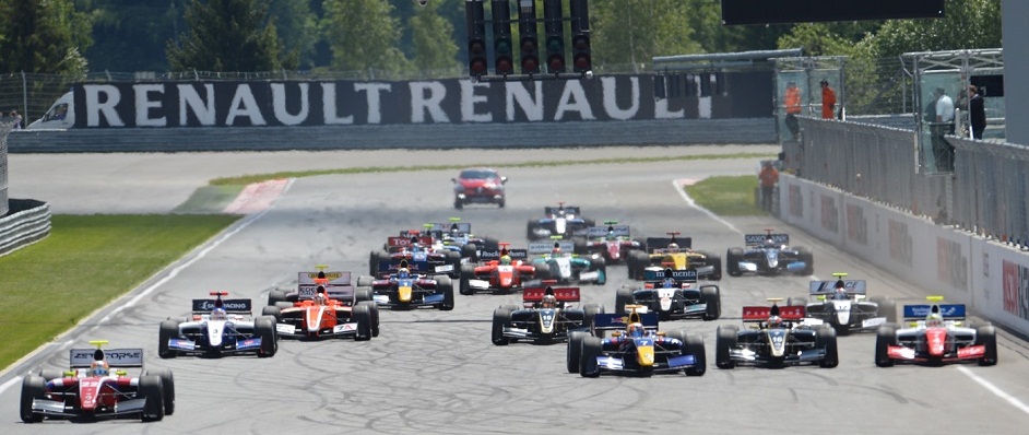 Automobilka Renault vyměnila po drsné kritice motorů vedení společnosti