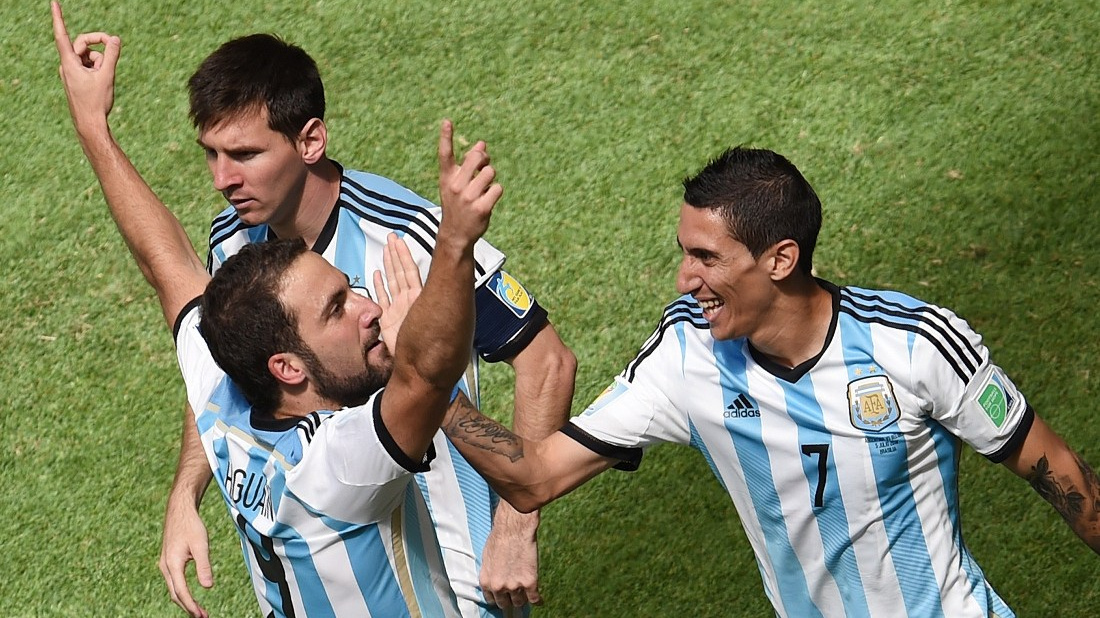 Argentina je poprvé od Maradonovy éry v semifinále MS. Také na Belgii jí stačil jediný gól