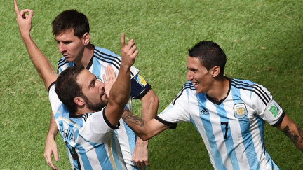 Argentina je poprvé od Maradonovy éry v semifinále MS. Také na Belgii jí stačil jediný gól