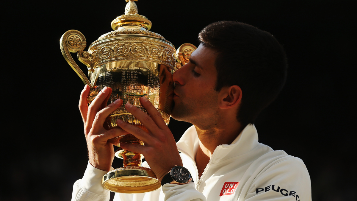 Djokovič vyhrál podruhé v kariéře Wimbledon. Federer však bojoval jako lev