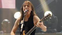 Kytaristu AC/DC Malcolma Younga hospitalizovali