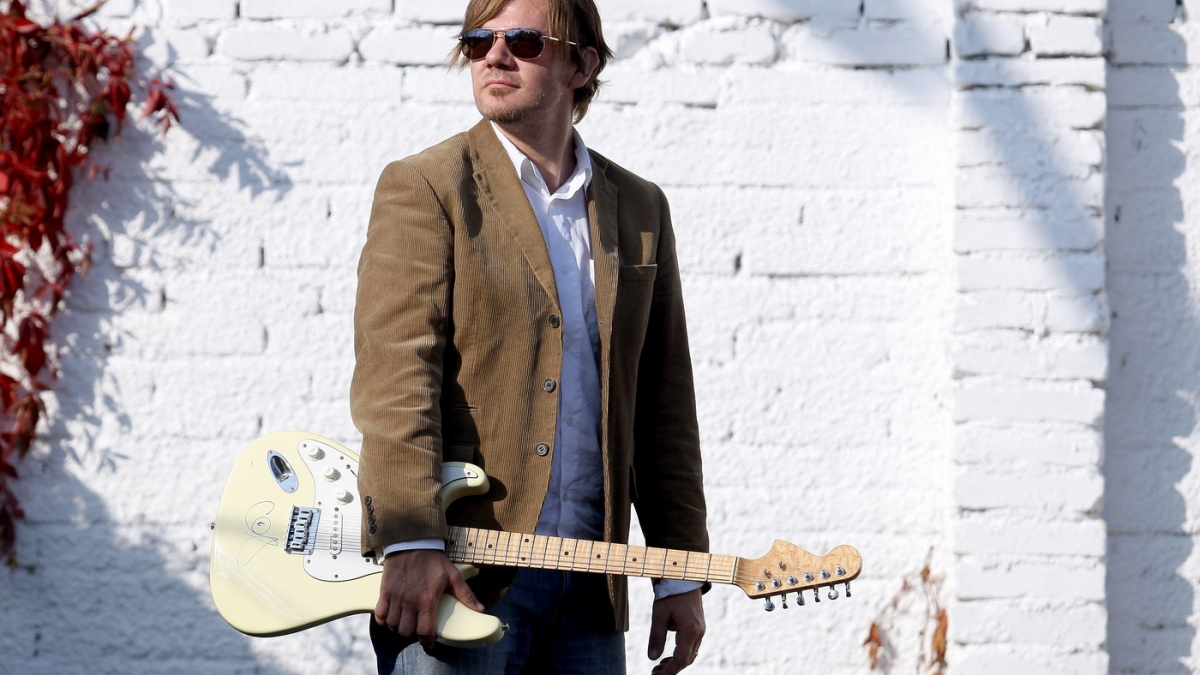 Hrůza chtěl zavolat policii na dva rváče, ti ho napadli