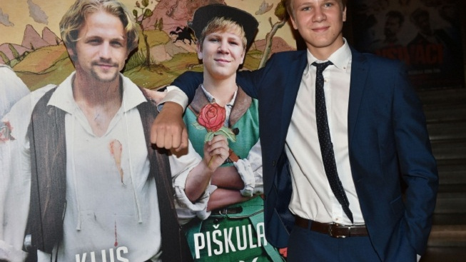 Svěrákovi se sázka na Kluse a Dyka vyplatila. Pohádka Tři bratři má gigantické tržby