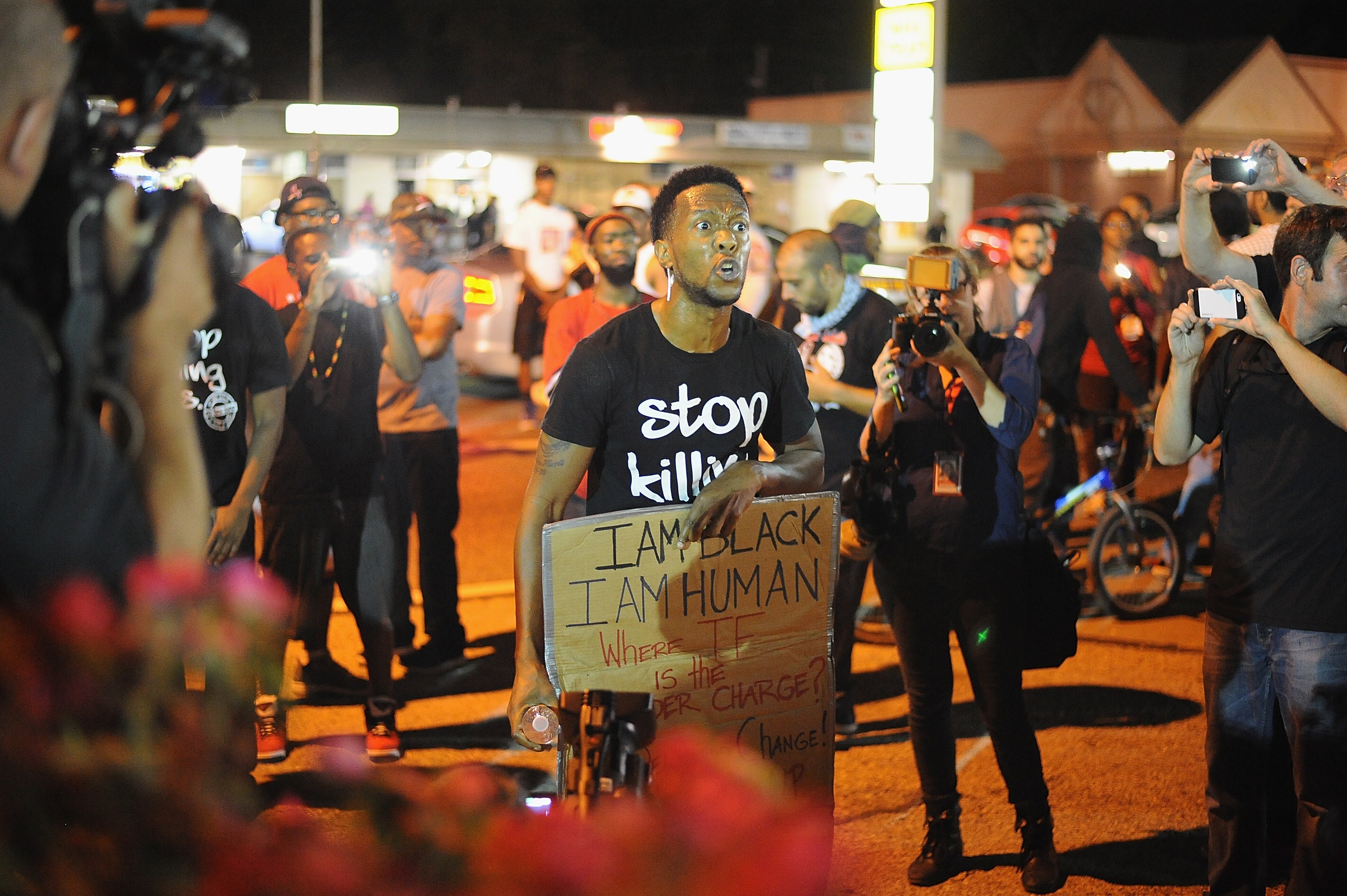 Komentář: Násilnosti ve Fergusonu odhalují tvrdou americkou realitu
