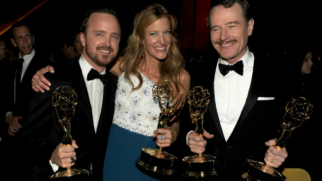 Cenu Emmy získaly seriály Taková moderní rodinka a Perníkový táta