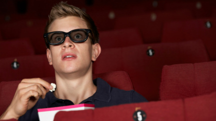 Při sledování akčních filmů se tloustne více než při sledování talk show