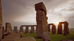 Stonehenge byl obrovský, obklopovaly ho další svatyně