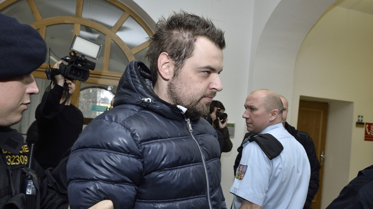 Soud zamítl Kramnému žádost o propuštění z vazby