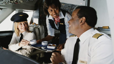 ČSA chce propustit zaměstnance. Stevardi stávkují