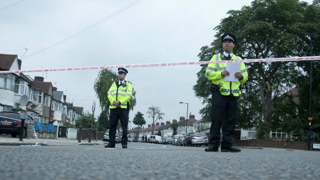 Londýnská policie zatkla devět osob podezřelých z terorismu