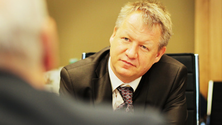 Komentář: Nad Němečkem se stahují Babišova mračna