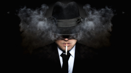 Cigaretoví mafiáni okradli stát na daních o 253 milionů