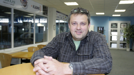 Hokejista Volf se vrací do čela Kladna. S komunisty a ANO