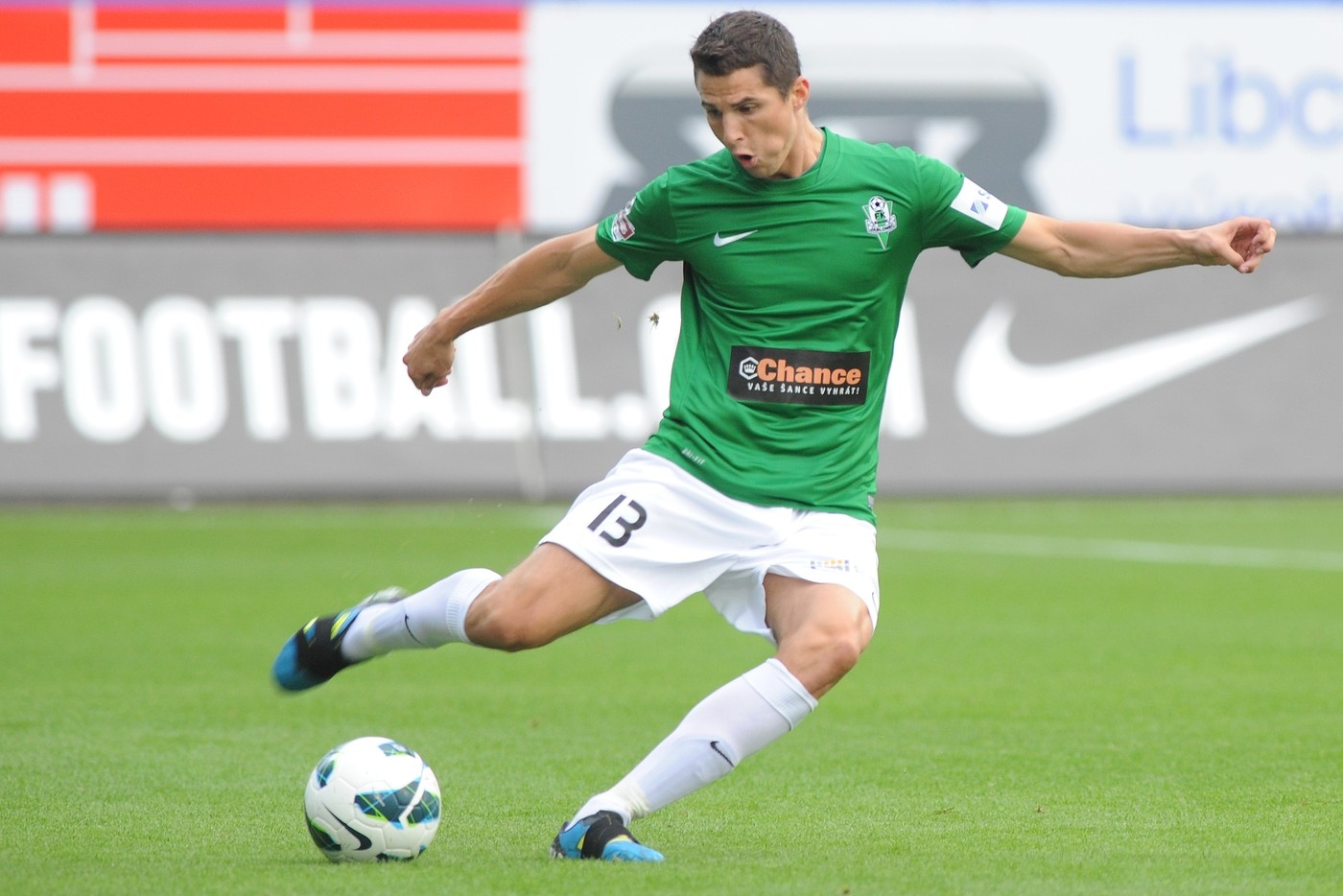 VIDEO: Český fotbalista se blýskl výstavním gólem v indické Superlize