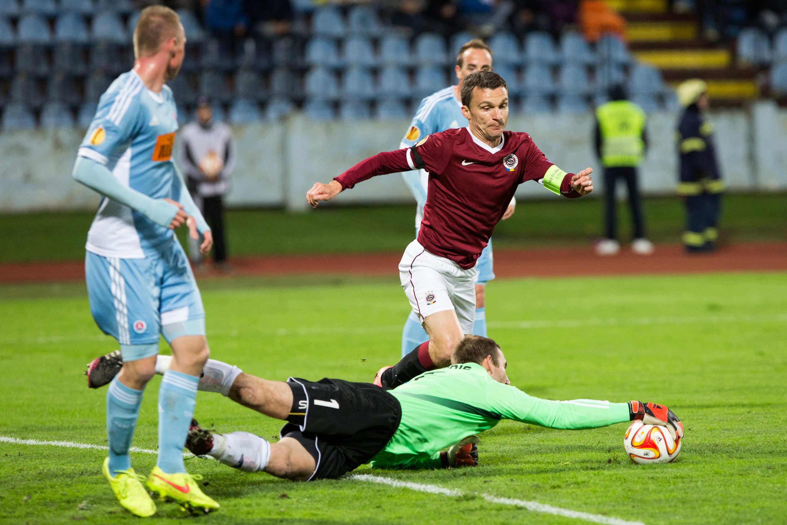 Podzimní část Zlatého míče ovládli sparťané, vede Lafata