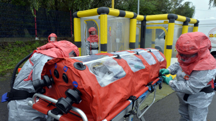 Ebolou se už nakazilo přes deset tisíc lidí