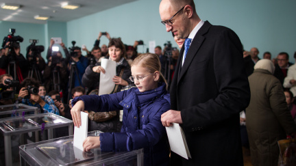 Aktualizováno: Ukrajinským volbám dominují prozápadní síly. Porošenkův Blok chystá demokratickou koalici