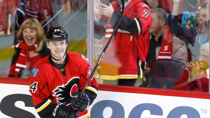 NHL: Hudler odstartoval obrat Calgary, Hemský na gól dál čeká