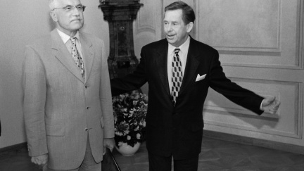 Havel nechtěl demokracii a nenáviděl politické strany, tvrdí Klaus