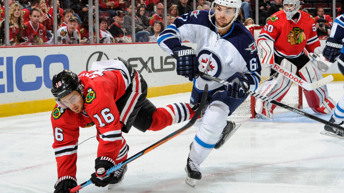 NHL: Frolík trefil výhru Winnipegu, Neuvirth zazářil proti Detroitu