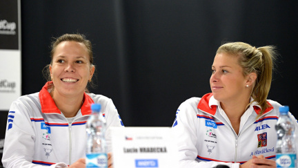 Aktualizováno: Český fedcupový tým doplní duo H+H, finále rozehraje Kvitová