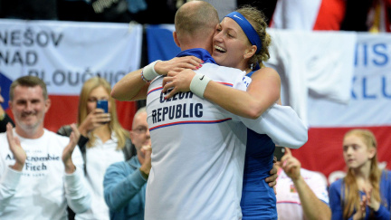 České tenistky jsou znovu královnami Fed Cupu! Vítězný bod zařídila Kvitová