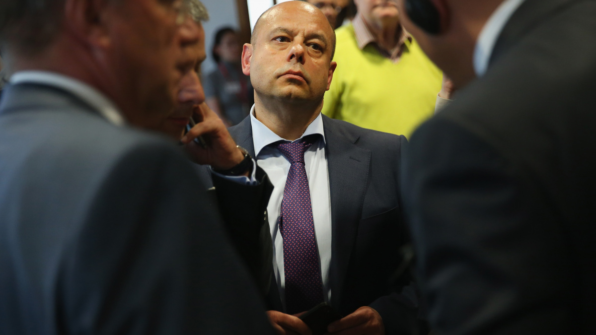 Porošenko jde po ministrovi energetiky. Kvůli dovozu uhlí z JAR